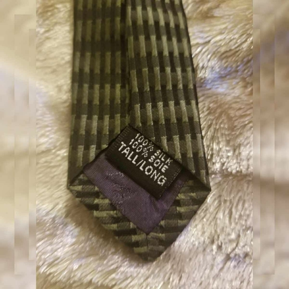 Mans Tie 👔 - Picture 3 of 3